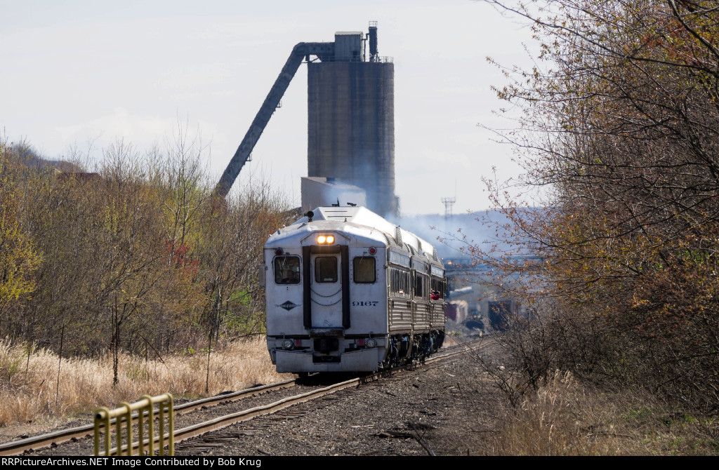 RBMN 9167 on a photo run-by at Gilberton